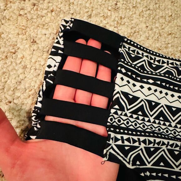 Ruebleu by Rue21 size Large bikini bottom - Picture 3 of 8